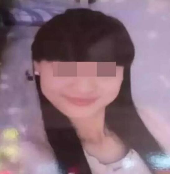 ����һŮ��ѧ��ʧ�� 1���º�����һ���з�������